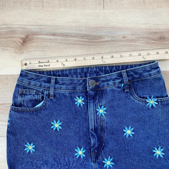 NWT Lucy & Yak Women's Daisy-Mae Embroidered Floral Jeans Size 30L Hippie Boho - Picture 3 of 10
